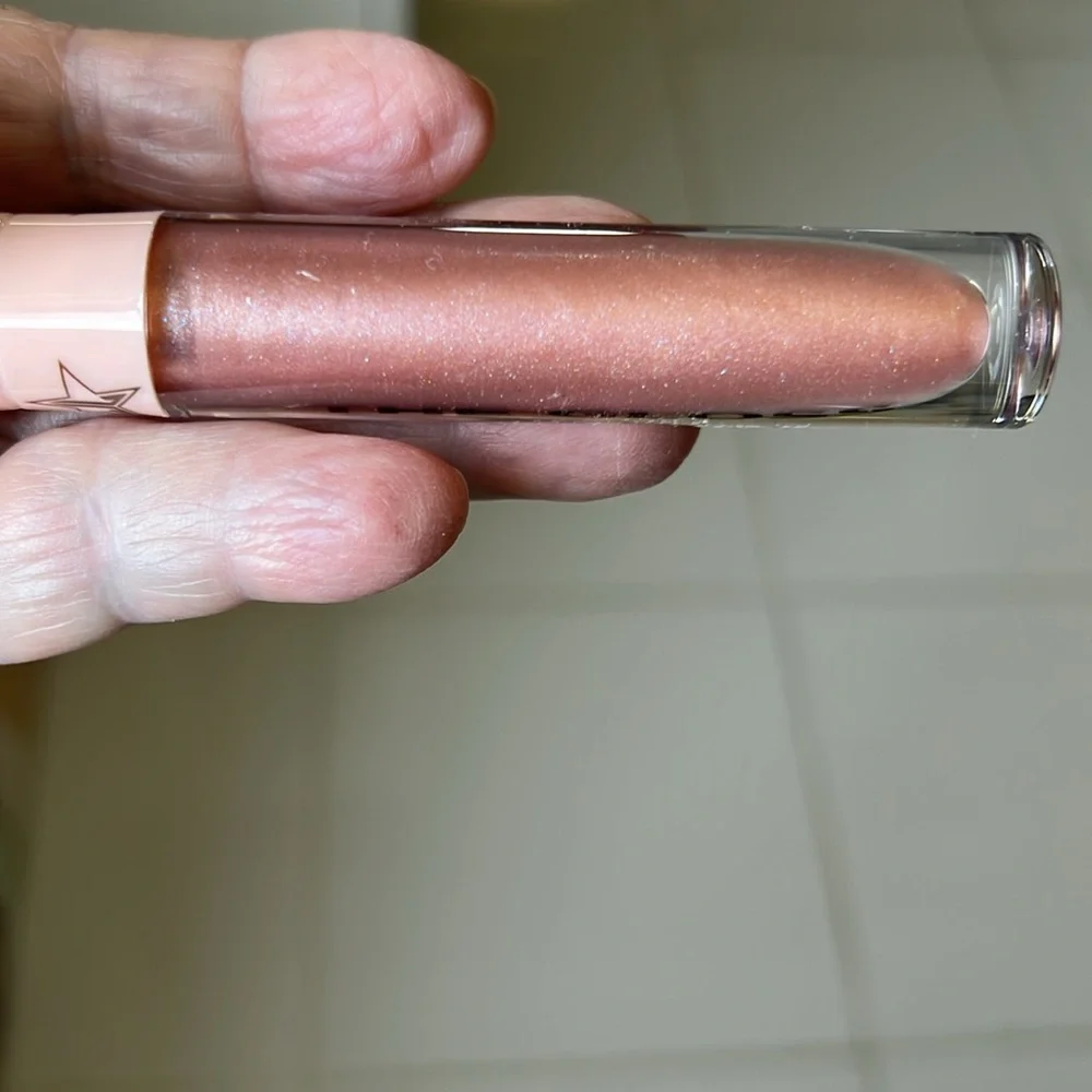 Jeffree Star Cosmetics Lip Gloss- MOUTHFUL